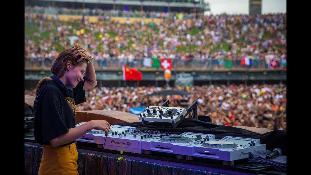 Charlotte de Witte – Echter Techno auf der Tomorrowland Mainstage