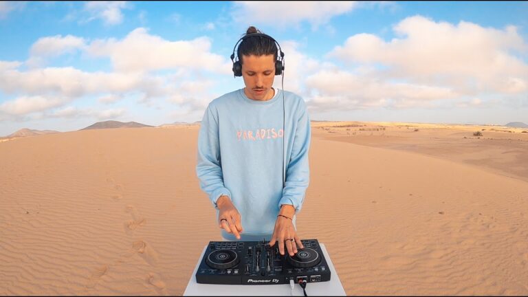 Chris Luno – Desert Vibes Melodic House Mix