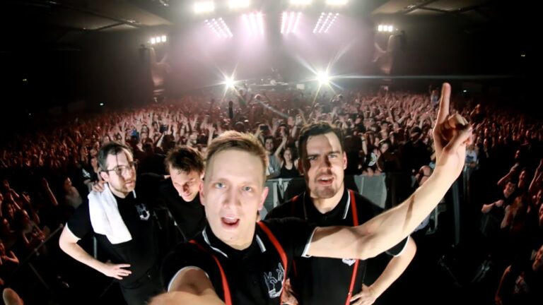 Deichkind – Selber Machen Lassen (Official Video)
