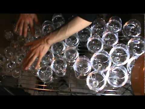 Harry Potter Melodie auf Gläsern gespielt