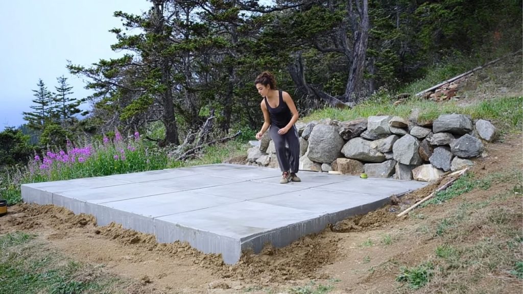 In 210 Tagen zur autarken Berghütte – Ein inspirierender Hausbau