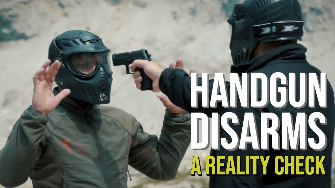 “Mann gegen Pistole: Ein realistischer Selbstverteidigungs-Check”