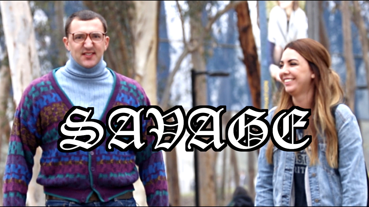 Nerdy und lustig: Ein Nerd auf der Suche nach Stress