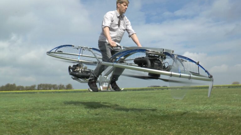 Selbstgebautes Hoverbike von Colin Furze