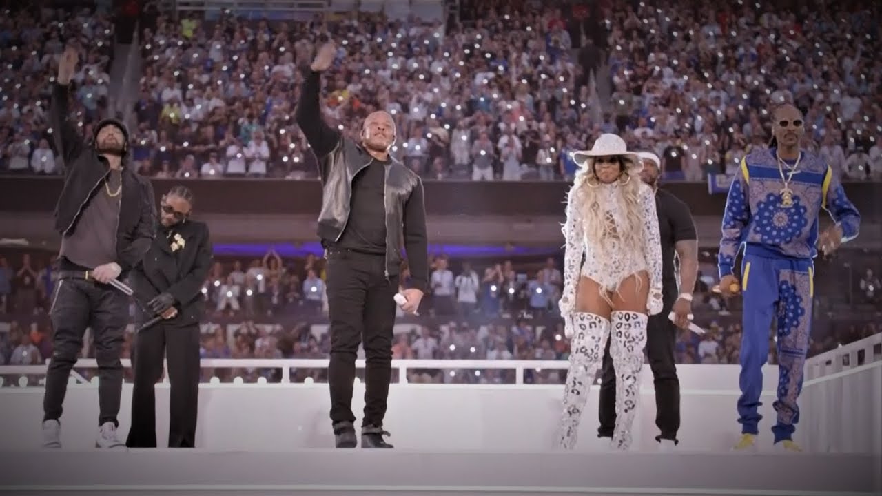 Super Bowl 2022 Halbzeitshow mit Dr. Dre, Snoop Dogg, Eminem, Mary J. Blige und Kendrick Lamar