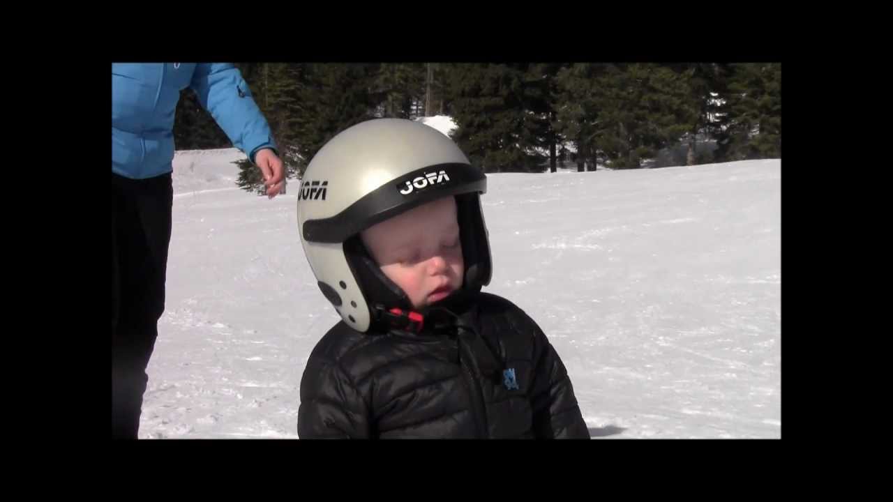 Wintersport-Abenteuer: Anstrengender Tag auf Skiern